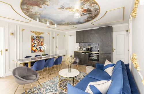 Quartier du Faubourg-Montmartre Apartment | Merveil - Luxury Suite - Opera - Rougemont I