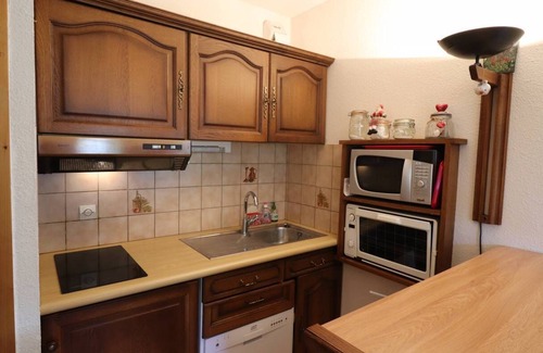 Metabief Apartment | METABIEF - NEIGHBORHOOD BEAUSOLEIL - Front des Pistes building 4-person apartment