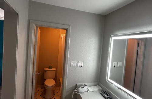 Metairie Hotel | Metairie Inn