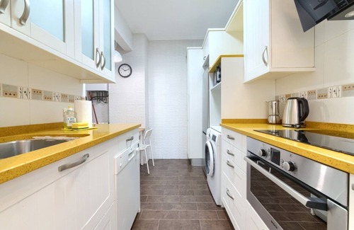 Bilbao Apartment | Metro Adjacent Modern Home