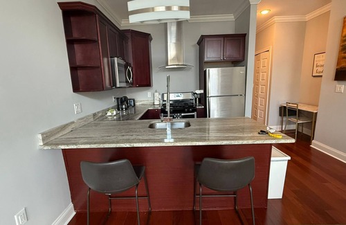 North Philadelphia Apartment | Metro Studio | Chic Stay