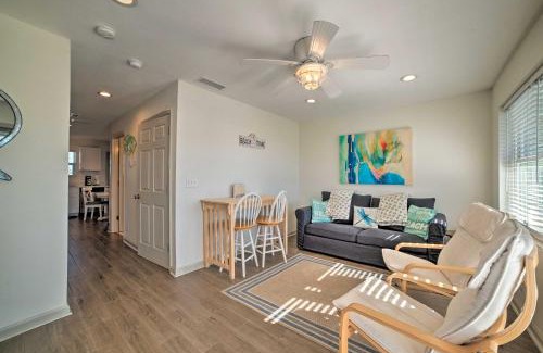 Mexico Beach House | Mexico Beach Home with Balcony - Steps to Beach