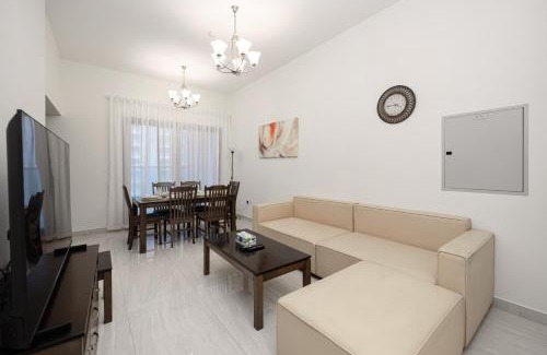 Business Bay Apartment | Mi Casa I Summer Deal I Large 4 Bed I Business Bay