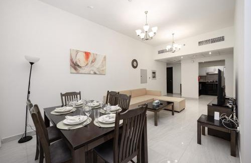 Business Bay Apartment | Mi Casa I Summer Deal I Large 4 Bed I Business Bay