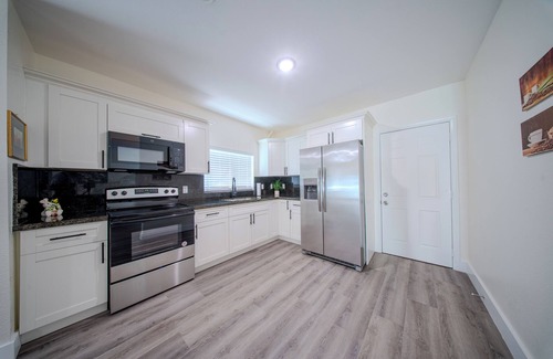 Cutler Bay House | Miami Family Home 4BD/2BTH 6 Beds, 8 Guests BH
