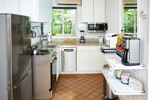 El Portal House | Miami Pool Cottage, tropical garden paradise