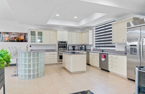 Ludlam House | Miami Villa: Pool, Hot Tub, Billiards, 5BR