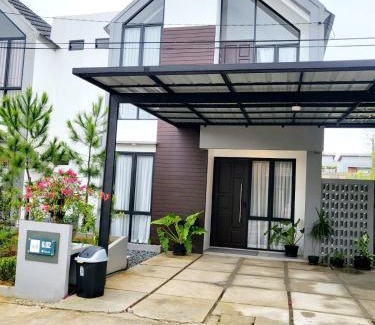 Singkawang House | Michelia Homestay Singkawang