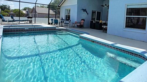 West Kissimmee House | Mickeys Movie House, 2 Masters, Pool And Spa