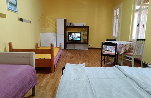 Bela Crkva House | Micro Maxi House