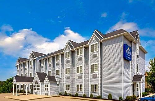 Dry Ridge Hotel | Microtel Inn & Suites by Wyndham Dry Ridge