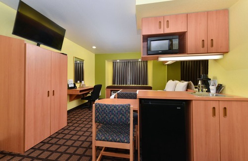 Fort Worth Hotel | Microtel Inn & Suites by Wyndham Ft. Worth North/At Fossil