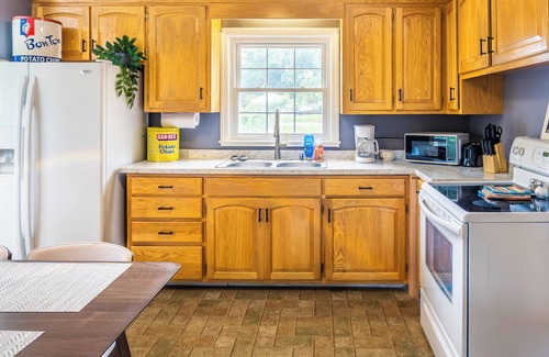 Bristol House | Mid-Century Home less than a mile from the Casino and Historic Downtown State St
