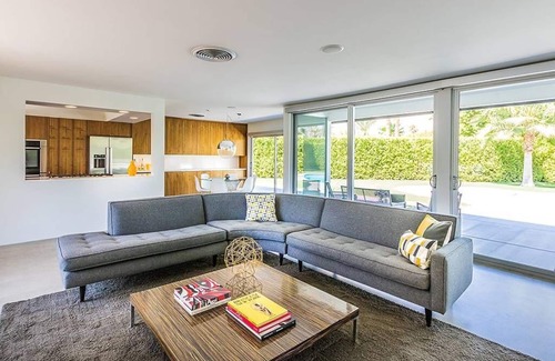 Palm Springs House | Mid-century minimalist pool/spa estate south of downtown Palm Springs.
