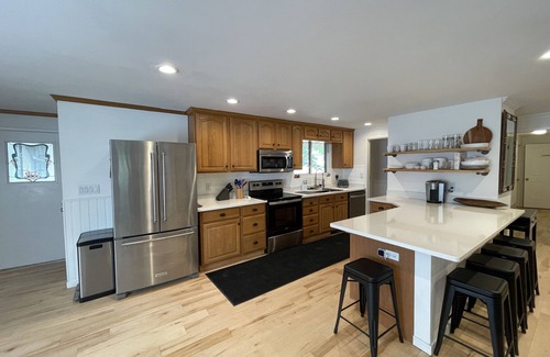 Ogden House | Mid-Century Modern Gem next to Trails, Ski Resorts and Downtown Ogden