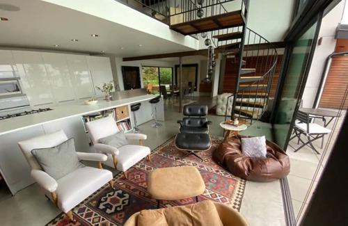 West Seattle House | Mid-Century Modern PNW Contemporary Chalet