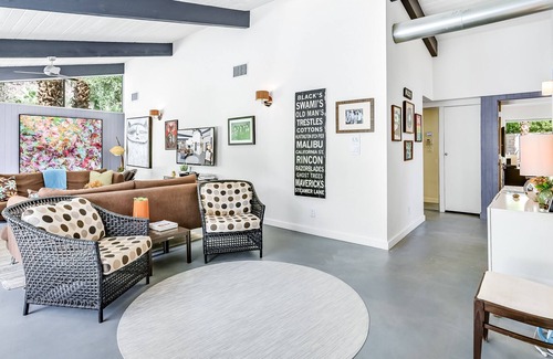 Vista Las Palmas House | Mid-century modern Alexander home with mountain view, private pool & hot tub