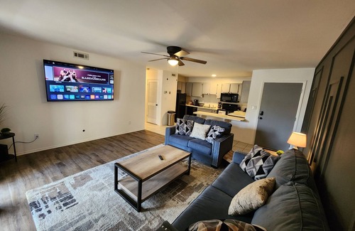 Huntsville Condo | MID CITY HSV CONDO - FULLY RENOVATED!