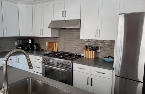 North Fair Oaks House | Mid Peninsula charming 3 bedroom home