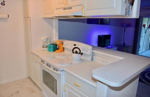 Kailua-Kona Condo | Mid-Term Stays in Gorgeous Condon Kona, Big Island