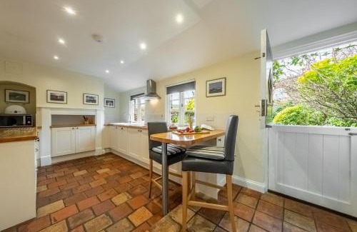 Cley next the Sea House | Middle Knoll