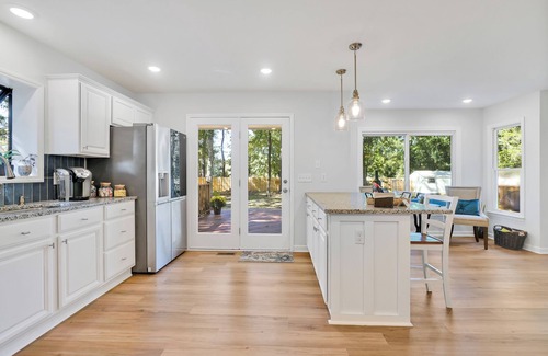 Ogden House | Middle Sound Hideaway- Dog Friendly, 5 Miles to Beach, 4Bd/2bBa