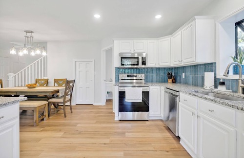 Ogden House | Middle Sound Hideaway- Dog Friendly, 5 Miles to Beach, 4Bd/2bBa