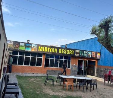 Jaipur District Resort | Midiyan Resort