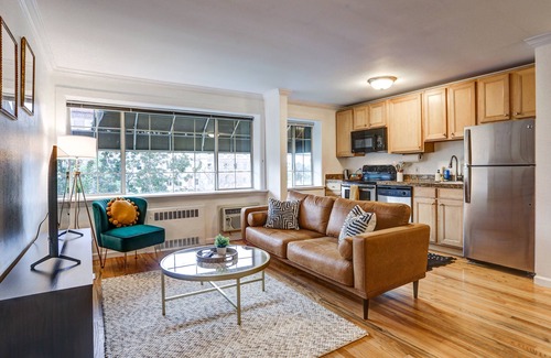 South Park Hill Condo | MidMod 2bdrm with rooftop, walk to Rose Medical