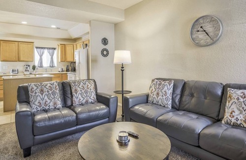 Cheyenne Meadows House | Midterm Rental Townhome, Garage Parking, Fort Carson, Beautiful Cheyenne Mountain Location