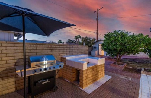 Cheery Lynn House | Midtown 1BR – Stylish Unit D
