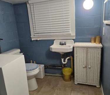 Mobile Apartment | Midtown Guest House