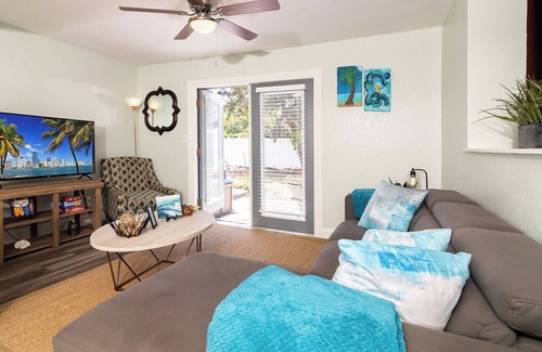 Tampa House | Midtown Sea Esta #1