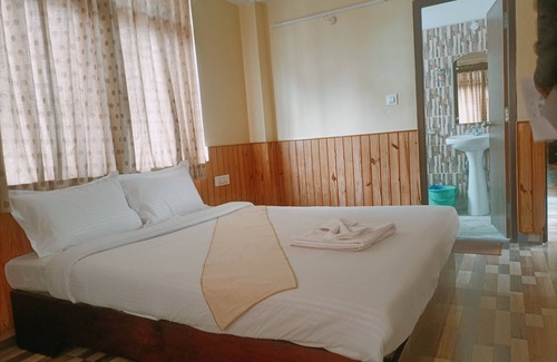 Lava Bed & Breakfast | Miknaon Inn