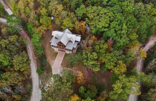Broken Bow Cabin | Mile High Club-3 Bedroom w/Mountain Views-Each bedroom has a balcony! Sleeps 12