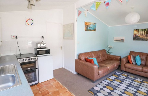 Llanybri Cottage | MILKWOOD, pet friendly, luxury holiday cottage in Llansteffan