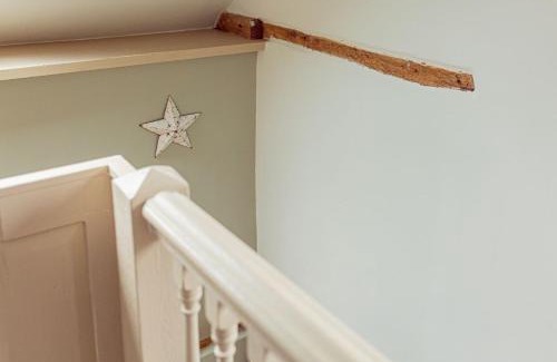 Stroud House | Mill House Cottage - Star Stay on The Cotswold Way