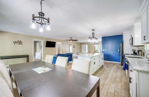 Milledgeville House | Milledgeville Home w/Game Room & Private Dock!