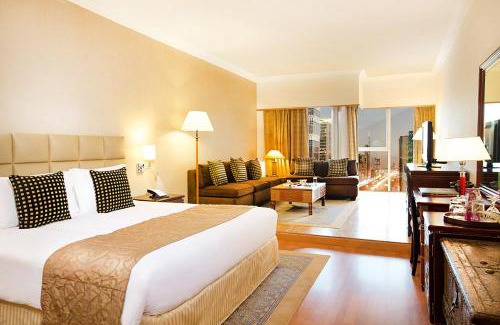 Trade Center Apartment | Millennium Plaza Downtown Suites
