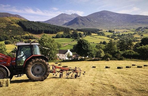 Newry House | Millers Close Holiday Cottages