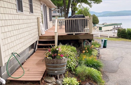 Lake George Cabin | Million dollar lake view
