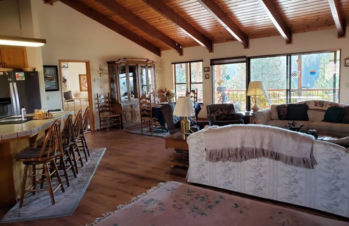 Groveland Ski Chalet | Million Dollar View!