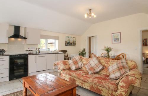 Stoney Stretton House | Millstone Cottages - Millstone Cottage