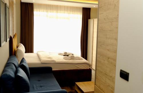Lisina Apartment | Milmari Premier 13