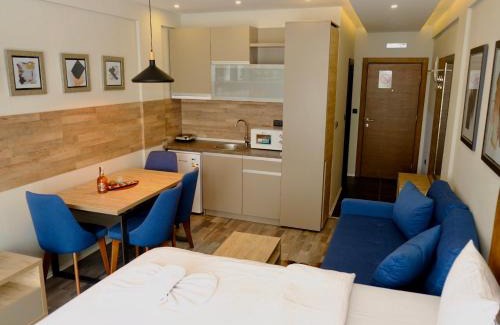 Lisina Apartment | Milmari Premier 13