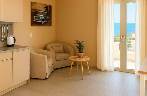 Kantanos-Selino House | Milolithos Sunkissed Getaway Seaside Pool Escape