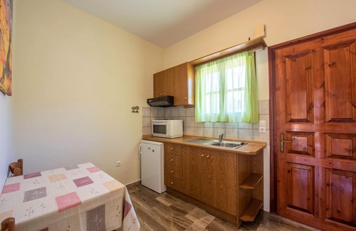 Agios Georgios Pagon Apartment | Miltiadis Studio Pagoi