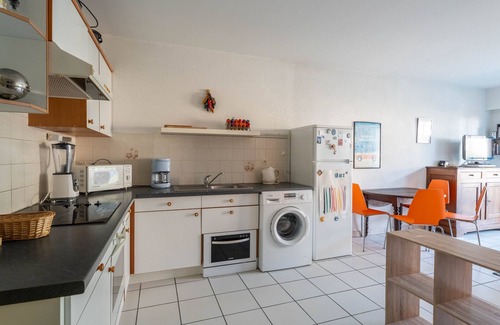 Mimizan Apartment | Mimizan Beach T2 with Terrace and Parking Near Ocean
