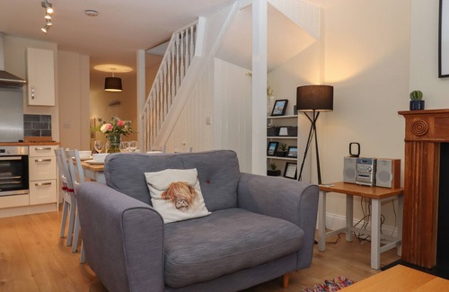 Dawlish Cottage | MIMOSA, family friendly, character holiday cottage in Dawlish