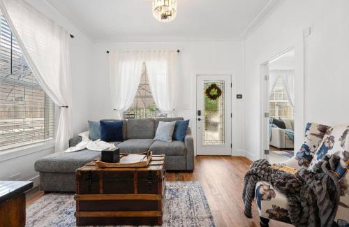 Downtown Reno House | Min From Unr, Downtown & Hospitals Ev Charger